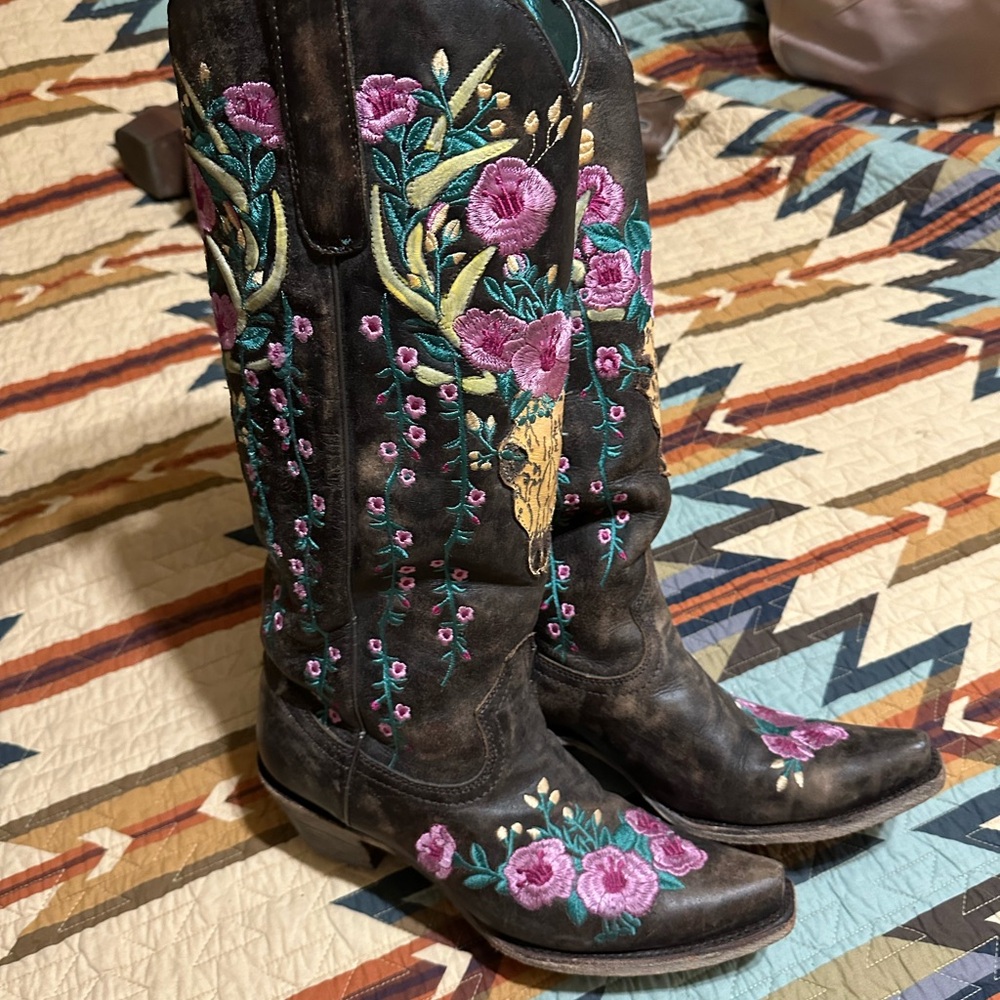 Corral Teal Handcrafted Boots - Picture 3 of 10